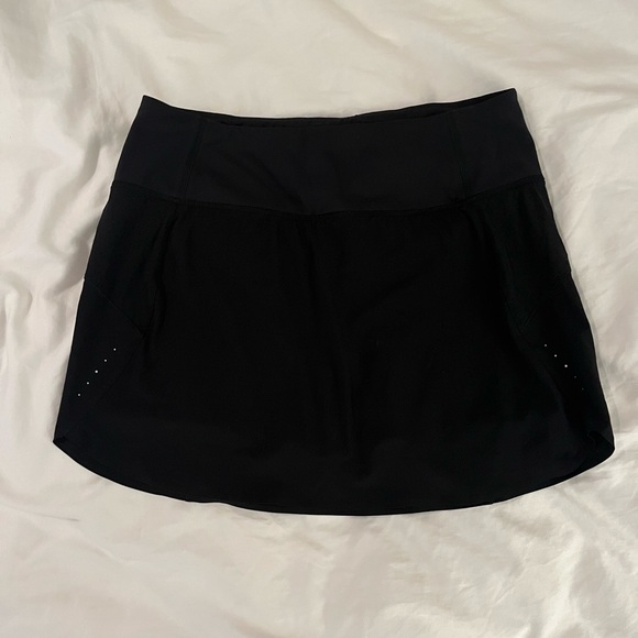 Athleta Women’s High Rise Run with It Skort- Size Small - Picture 3 of 3